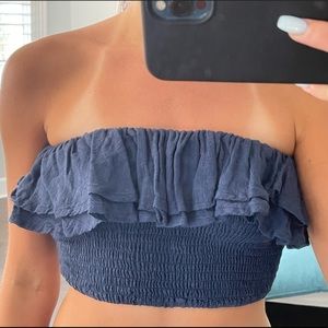 Ruffled strapless crop top